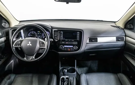 Mitsubishi Outlander 2.40 вариатор, фото №1