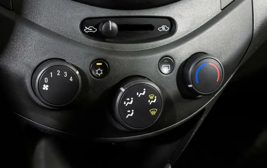 Chevrolet Spark 1.00 автоматическая, фото №1