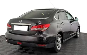 Nissan Almera