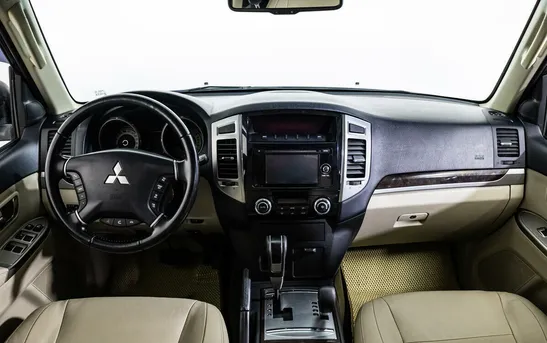 Mitsubishi Pajero 3.80 автоматическая, фото №1