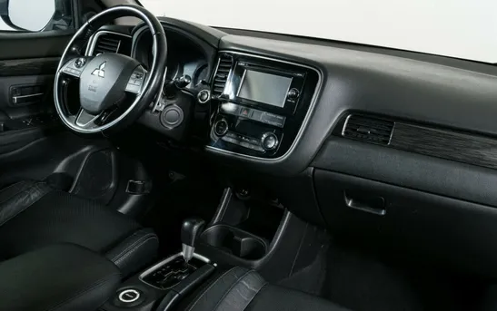 Mitsubishi Outlander 2.40 вариатор, фото №1